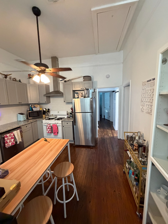 Kitchen - 1126 Cherokee Street, New Orleans - 4 Bd 2 Ba walk to campus House