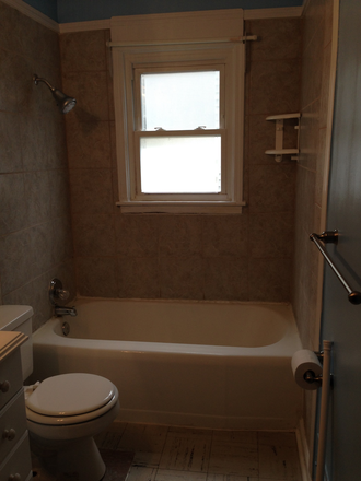 Bathroom - AVAILABLE 26-27 CLOSE TO GOGGIN & REC CENTER - 107 Ardmore Drive 4 Bedroom House