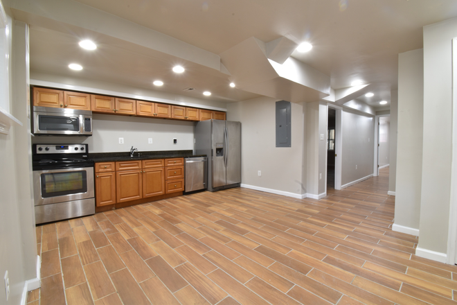 kitchen - Princeton Unit Apartments