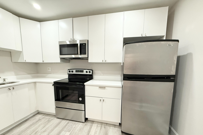 Kitchen - 2 Bedroom Apartment on Ruggles St