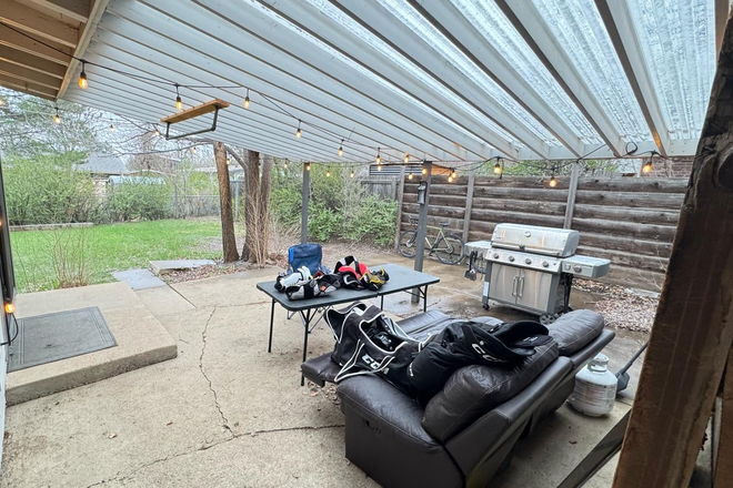 patio - Furnished bedroom available now! House