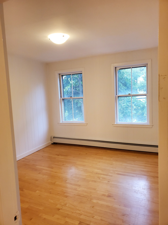 Bedroom - Updt 2 BR apt within a few minutes walk to MIT, the River & Red Line w/ laundry in the unit. Gr