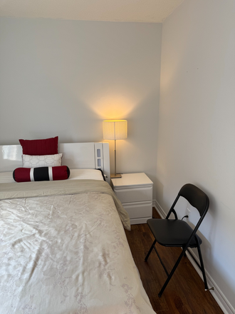 Bedroom - Room for Rent in Mississauga House
