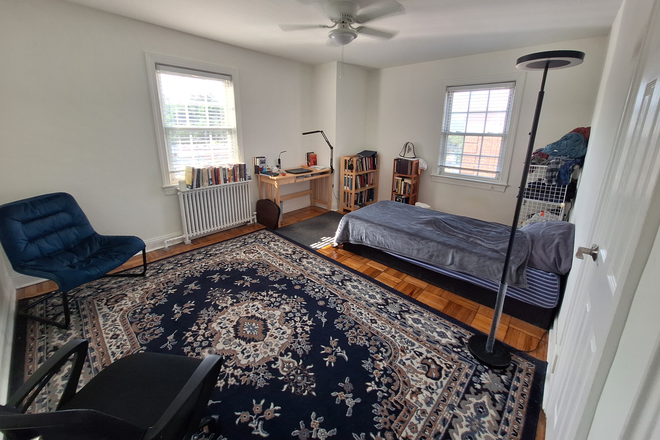 Bedroom - Room in Shared 2BR Apt Close to Clarendon Metro - Available Now