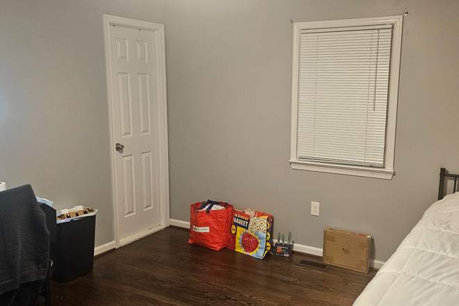 Bedroom - Fully Furnished Room w/ Private Bathroom Near UMD – Available Jan 26 (Feb Rent Starts) House