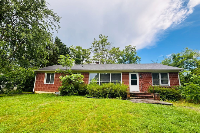  - 4 Bedroom 1 Bath House