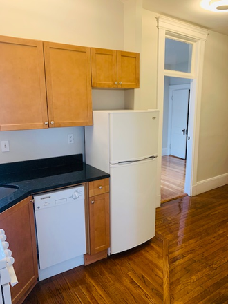 Call NOW for showings! 617-236-8600 - HEMENWAY ST - MODERN *NO FEE!* 1BR SPLIT FOR 2 PPL W/ LNDRY IN BLDNG, H&HW INC, DW AVAIL *9/1/2025* Apartments