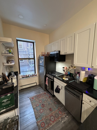 Kitchen - 4 Bed Available 9/1/26! *CONTACT NOAH 603-470-8181 Apartments