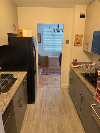 Kitchen - Spacious one bedroom Apartment