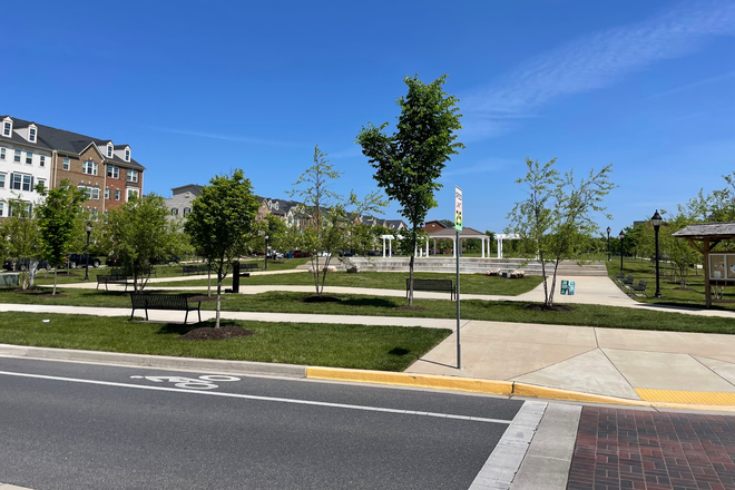 Nearby Park - Apartment in Greenbelt Station Pkwy