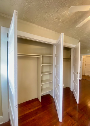 EXTRA STORAGE - Superb Studio AVAILABLE NOW! Apartments