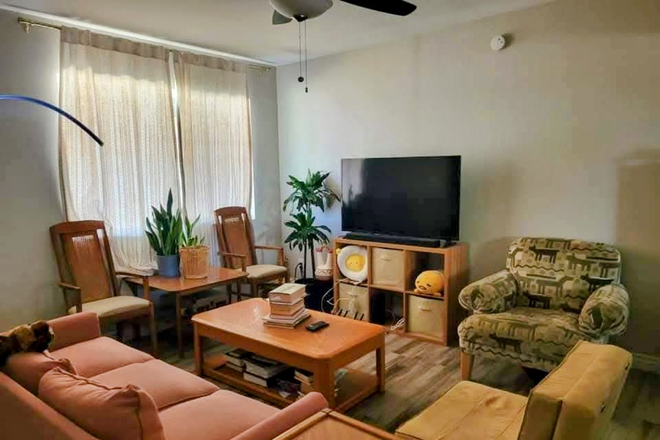 Photo - 3b2b Furnished House on Quiet Cul-de-sac, 10min to campus