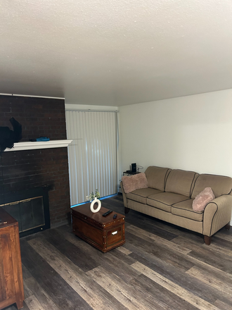 Living Room - SPRING SUBLEASE - The Cove Apartments 1bedroom Shared Apartment Now Available