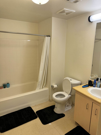 Attached bathroom to the single bedroom - Vista Del Campo 3 Bed 2 Bath - All rooms available