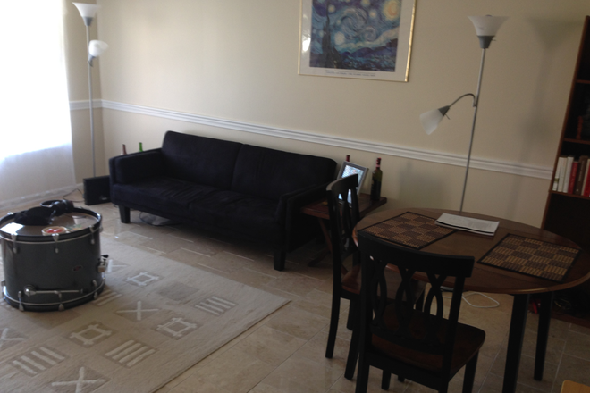 Living Room - ★ 4 miles to Vandy ★ Next to Y & Whole Foods ★ Condo