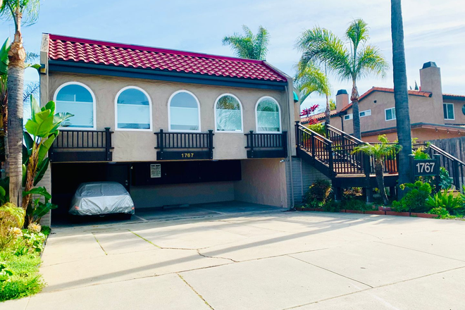  - LIVE NEAR THE BEACH & MISSION BAY! 2BD/2BA PACIFIC BEACH APARTMENT! ONLY $3,495/MO