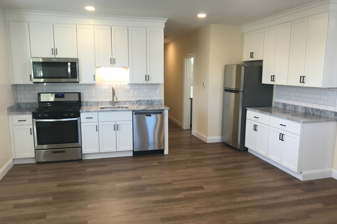 kitchen - 201 Waterman Street, 2 Bed, 1 Bath, $2,200 - Avail.  Now Apartments