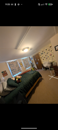 Bedroom - Apartment on Bus Route Close to Amherst Center!