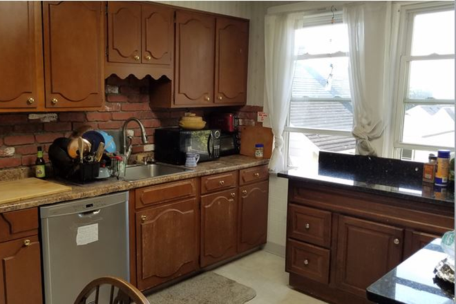 kitchen - 3 Bedroom Tesla Ave.   Available 6/1/26 Duplex