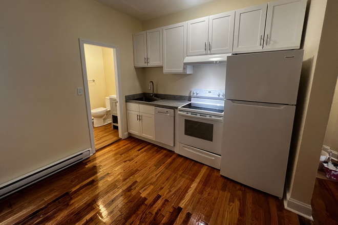 kitchen - 2 bd 1 ba NO BROKERS FEE!!!! (Mission Hill)