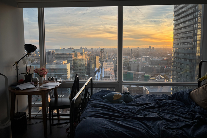 bedroom - furnished room w/ ensuite sublet until mid-Aug