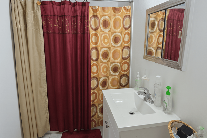 Shared Bathroom - 1 Private room in a shared 2 Bedroom Apartment at Rosemount Drive, Scarborough! Utilities included!