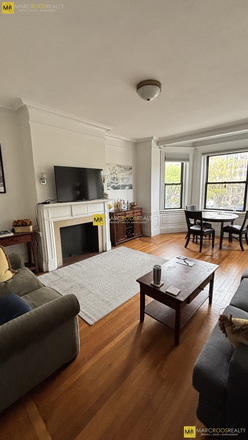 Call call or text Arezou at 617-584-7817 - Beautiful Studio Over the bridge close to many campuses!!!! NO BROKER FEE!!!! Condo