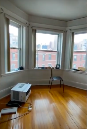 AA - 2 bed with LIVING ROOM, NO FEE AND 1 FREE MONTHS RENT Apartments