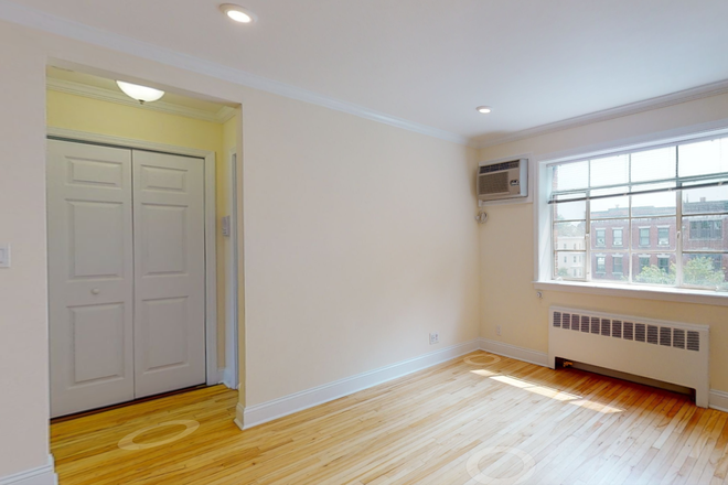 Visit hubrealtyproperties.com - Fantastic 1 bedroom with renovated kitchen, close to Coolidge Corner and T