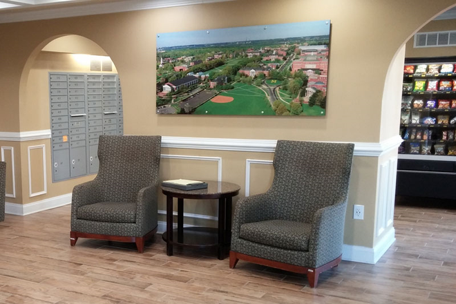 Lobby in Knox Building - College Park Towers (Knox Building) Unit 605 Condo