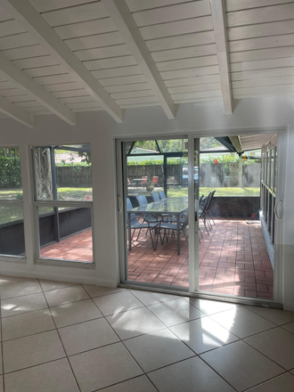 Patio - Central Quiet Residence House