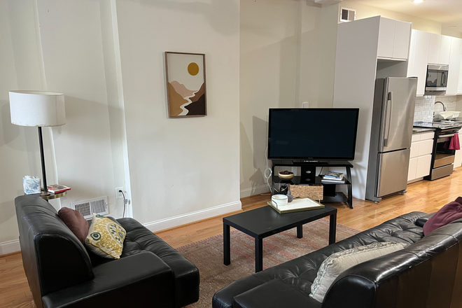 Living Room - Furnished 2 BR/1.5BA Townhouse Near HU Campus