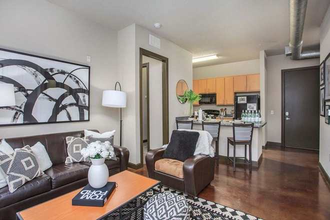 dining area - Relet- Private room in a 4x4 Apartments