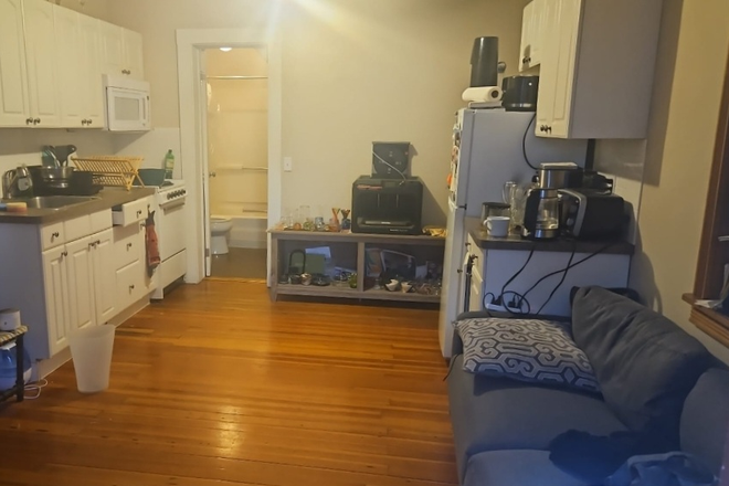 Overview - 1 bed 1 bath Apartment in Inman Square