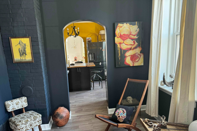 Mid Living room area looking into kitchen - Inspiring Creative Space - Fully Furnished 1 to 2BR in vibrant Pilsen