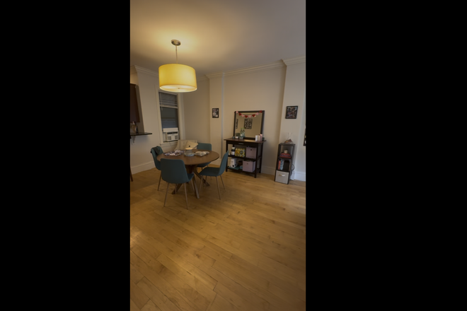 Dining room - Apartment Next to Northeastern