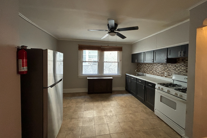 Kitchen - Looking for space, comfort and a touch of luxury? This is the perfect home for you!