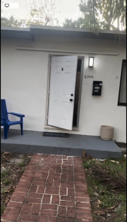 Front yard - Rare Great Price Near UM | 3BR with Turfed Backyard