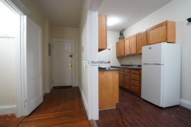 1 - SEPT 2026-Awesome Fenway 1 Bed. H/HW inc. Elevator. Easy Move in Costs-No Fee! Apartments