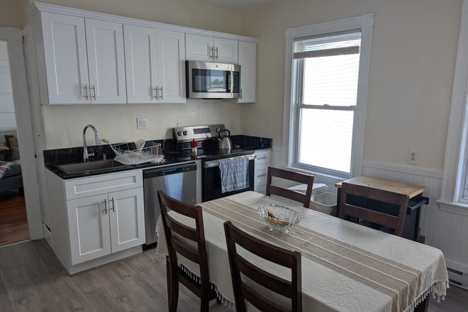 kitchen - Cozy Apartment Near Inman and Harvard