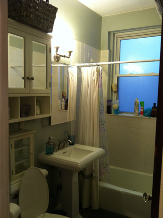 bathroom with craftsman medicine cabinet - Nice apartment w 2 bedrooms available close to BC campus on Com. Ave.