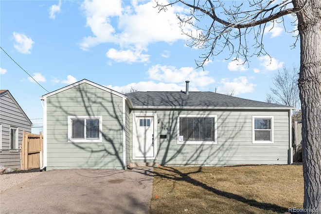 Outside street view - Charming 3-Bedroom Home Near Anschutz Medical Campus – Available July 1