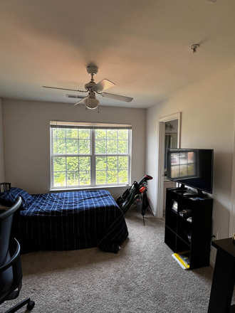 Bedroom - Private Room Sublet in University Village Townhome