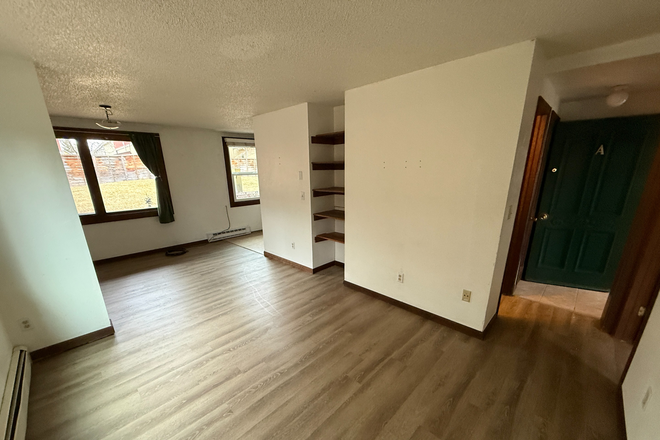 3 - AVAILABLE NOW!: 3030 Folsom St #A Apartments