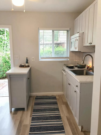 Kitchen - Riverside Park Furnished Studio Duplex