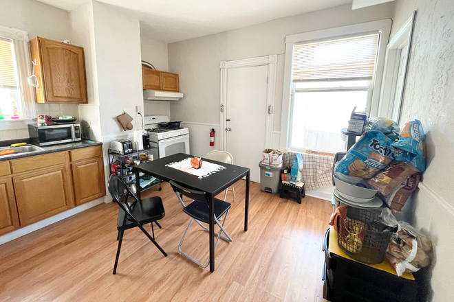 Kitchen - Amazing Location! 4 Bed (no living room) right by JFK Savin Hill! Apartments