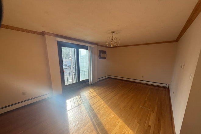 Call NOW for showings! 617-236-8600 - BENNINGTON ST - *NO FEE* 2BR/1BA ACROSS FROM ORIENT HEIGHTS MBTA FOR *8/1/2026* W/ H&HW + PRKNG INC Condo