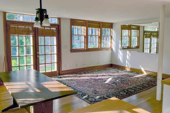 Living-Dining area towards South - 1BR Cottage-Aiken Ave-Princeton Apartments