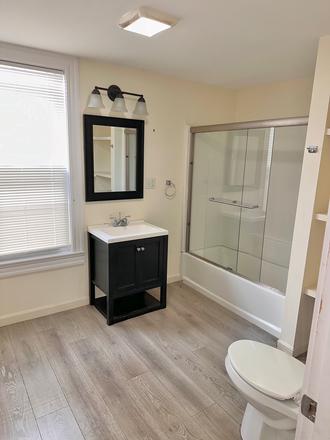 Bathroom - 3 Bedroom Available One Block from UML Ball Hall (North Campus) Apartments