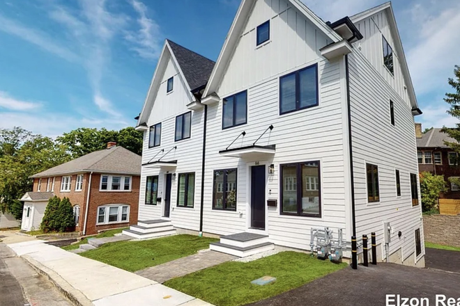 Front - **SPRING 2027 MALE** Single Bedroom in House Off Foster (Large Basement and Outdoor Area)